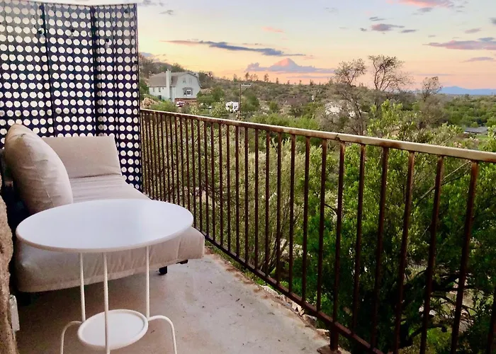 Eagles Nest Casita Luxury King Memory Foam Bed Feather Pillows & Duvet Amazing Views, Private Balcony, Great Location & Dog Friendly Appartement *