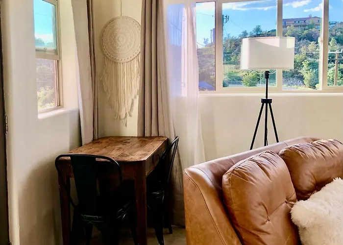Eagles Nest Casita Luxury King Memory Foam Bed Feather Pillows & Duvet Amazing Views, Private Balcony, Great Location & Dog Friendly Appartement *