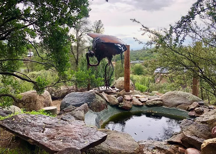 Eagles Nest Casita Luxury King Memory Foam Bed Feather Pillows & Duvet Amazing Views, Private Balcony, Great Location & Dog Friendly Prescott